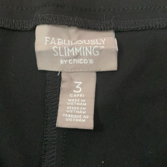 Fabulously Slimming by Chico’s Black stretch capris pants Sz 3/XL - Picture 7 of 9